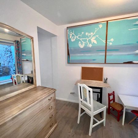 Apartamento 1 Quarto, Com Patio, Em Frente Praia Paço de Arcos Extérieur photo