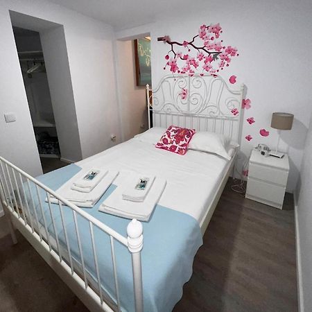 Apartamento 1 Quarto, Com Patio, Em Frente Praia Paço de Arcos Extérieur photo