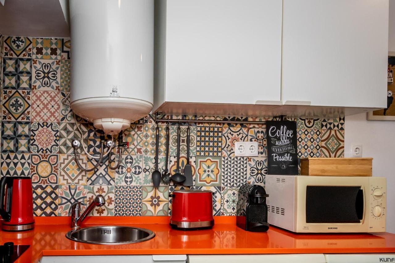 Apartamento 1 Quarto, Com Patio, Em Frente Praia Paço de Arcos Extérieur photo