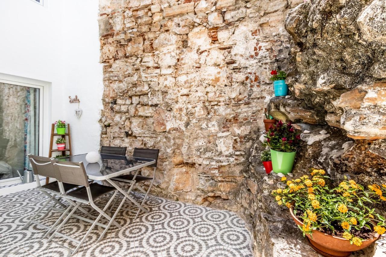 Apartamento 1 Quarto, Com Patio, Em Frente Praia Paço de Arcos Extérieur photo
