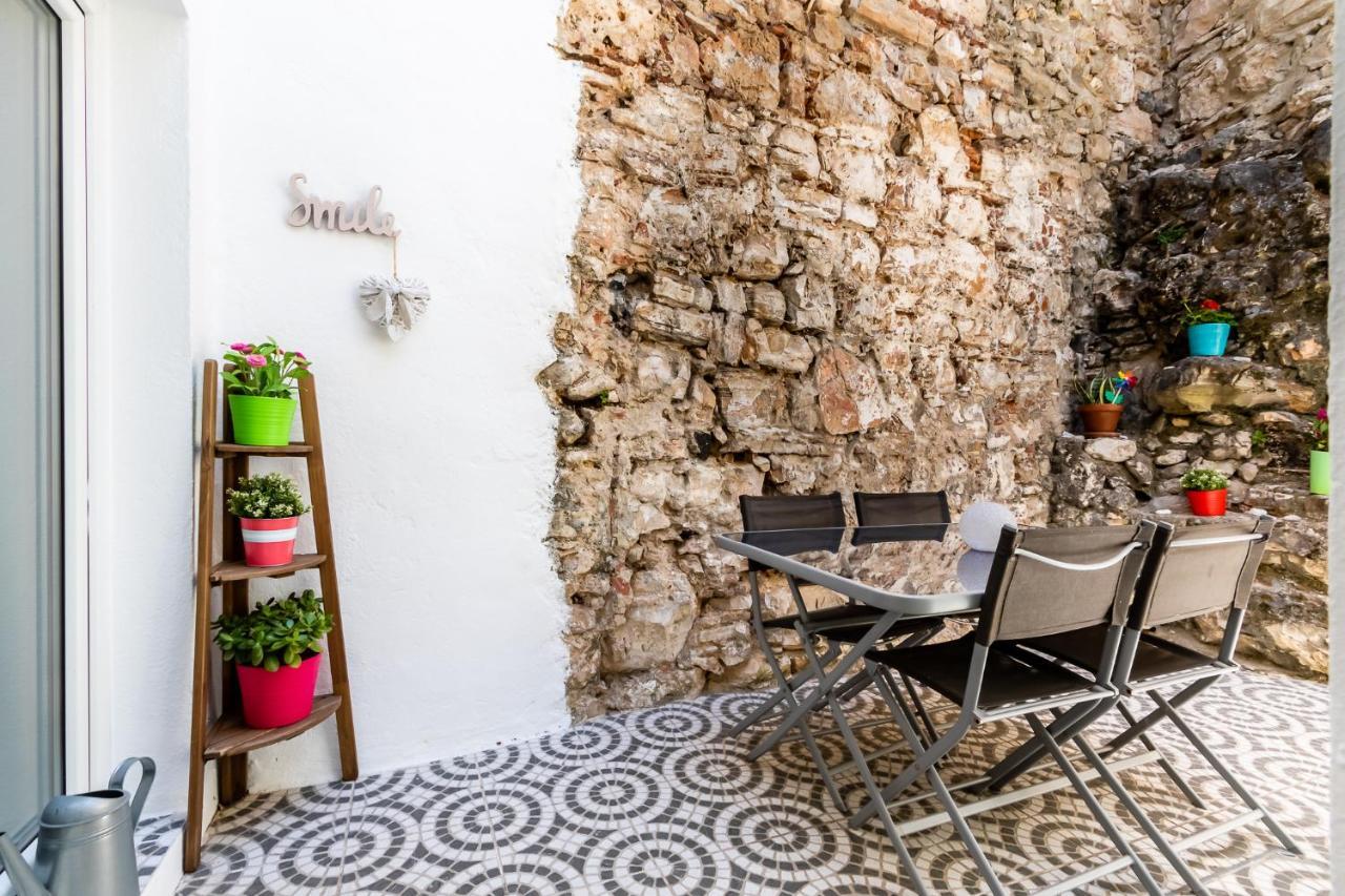 Apartamento 1 Quarto, Com Patio, Em Frente Praia Paço de Arcos Extérieur photo