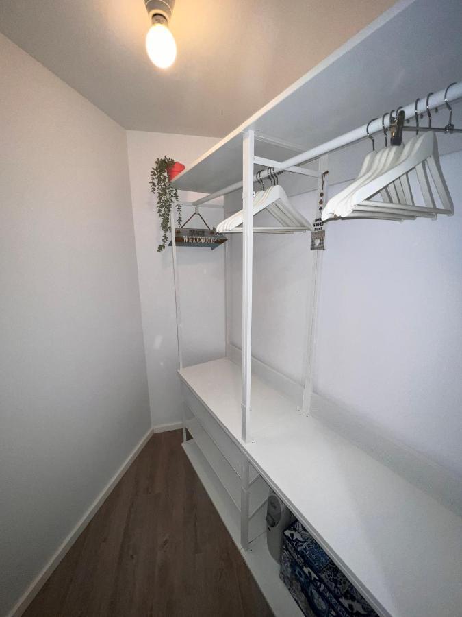 Apartamento 1 Quarto, Com Patio, Em Frente Praia Paço de Arcos Extérieur photo