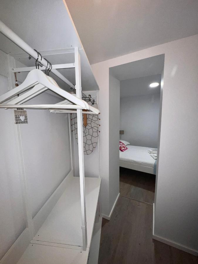 Apartamento 1 Quarto, Com Patio, Em Frente Praia Paço de Arcos Extérieur photo