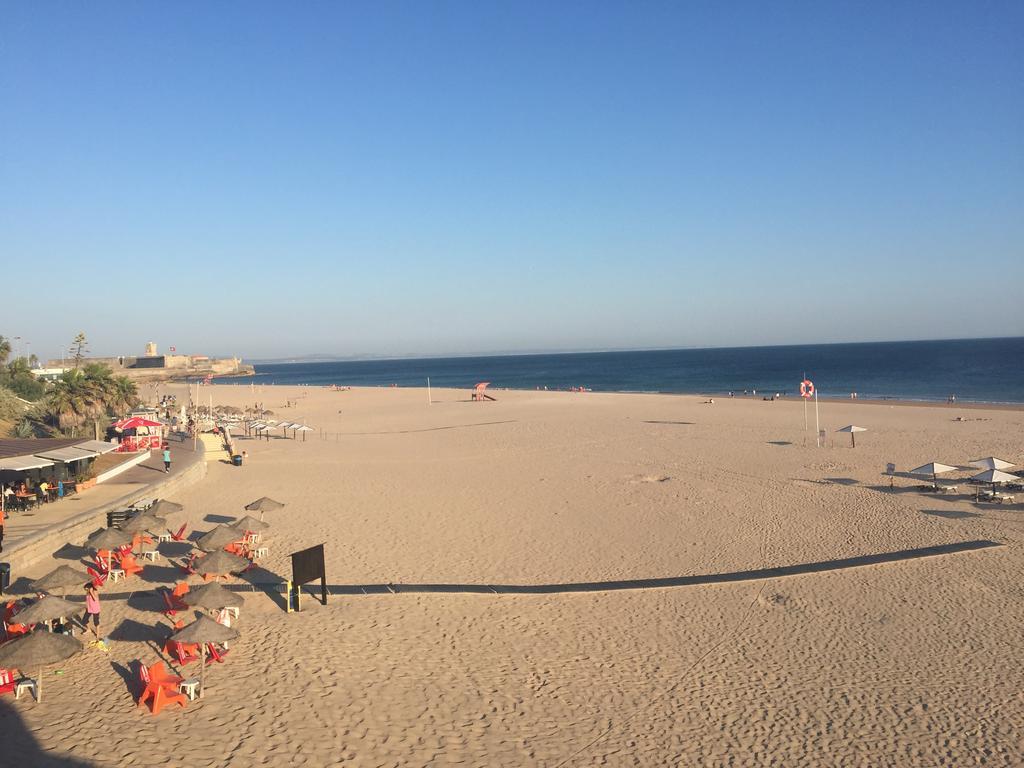 Apartamento 1 Quarto, Com Patio, Em Frente Praia Paço de Arcos Extérieur photo